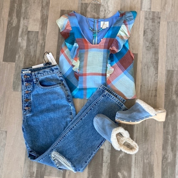 We Wore What Danielle High Rise Straight Leg Distressed Jeans Size 31 NWT EB - Picture 3 of 16